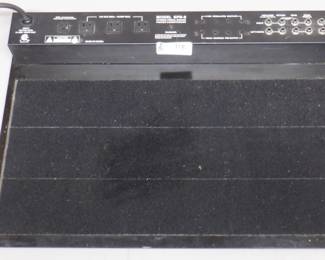 FURMAN SPB-8 GUITAR PEDAL BOARD