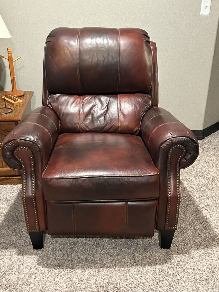 Fiona's Estate Sale Derby Delight starts on 10/24/2024