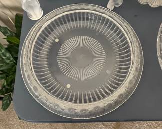Lalique Marguerites console bowl