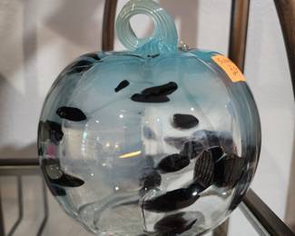 Art glass pumpkin