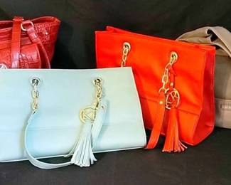 "Fireside Finds on Beaver Dam" in Aiken, SC. Starts Closing Sun 10/20 at 8p. Pickup: Tue 10/22 1-6p. Please click here to view more photos, descriptions, and current bids:&nbsp;https://ctbids.com/estate-sale/31343&nbsp;