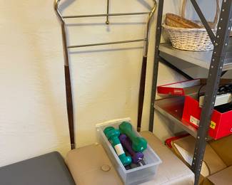 CHAIR AND WEIGHTS