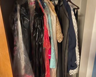 WOMENS CLOTHING