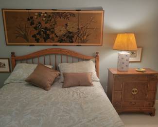 Bed with all Bedding.