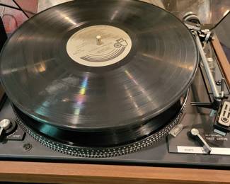 Dual Turntable.