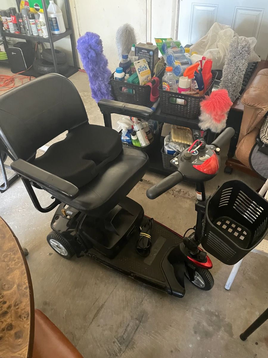 Estate Sale in Bear Creek Part 2 in Houston, TX starts on 10/19/2024