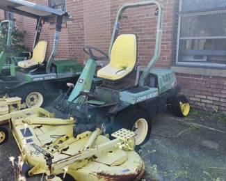 John Deere Commercial 72 Lawn Mower F932 Front Mow, Model 3TG72-UJ