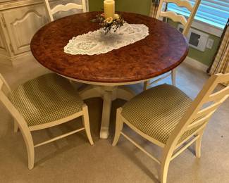 Round dining table & chairs