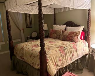 4 Poster Bed
