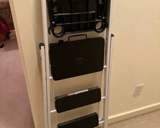 folding step stool