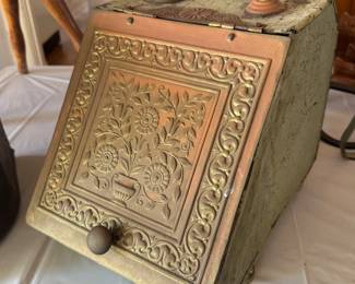 Metal coal scuttle