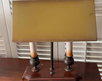 Desk / small table lamp, Federal style