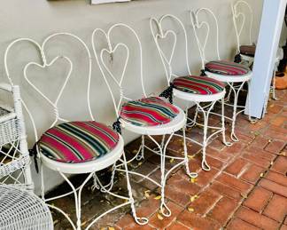 5 ice cream chairs 