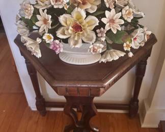 Latge English porcelain flower arrangement