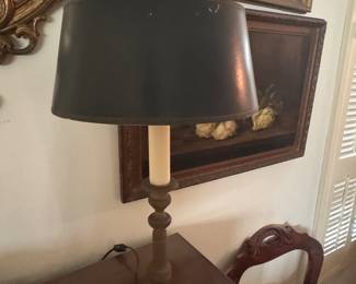 Table lamp