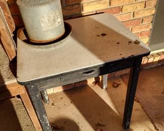Enamel Table