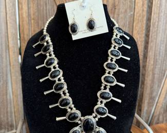 squash blossom black onax