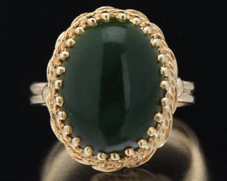 Ladies Gold and Spinach Green Jade Ring