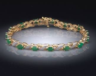 Ladies Gold, Emerald and Diamond Bracelet