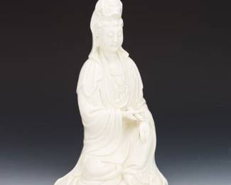 Chinese Mig Dynasty Style Blanc de Chin Porcelain Guanyin Sculpture