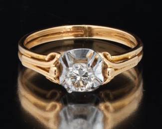 Ladies Mid Century Gold and Diamond Ring
