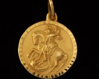 Farha 18k Gold Medallion Pendant