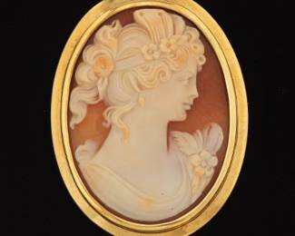 18k Gold Shell Cameo