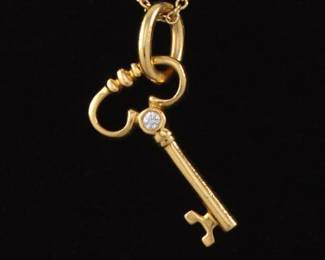 Ladies Tiffany  Co. Key Pendant on Italian Gold Chain