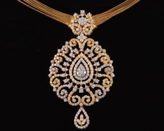 Ladies Exquisite Gold and Diamond Necklace