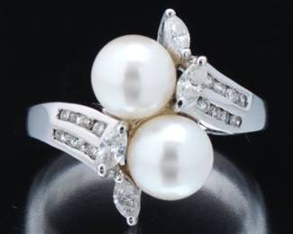 Ladies Gold, Pearl and Diamond Bypass Ring