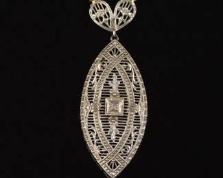 Ladies Edwardian Gold and Diamond Necklace