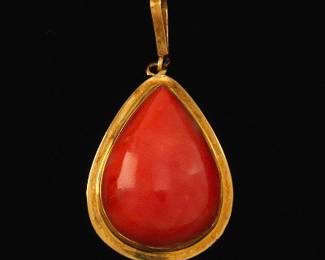 Ladies Vintage Italian Gold and Coral Pendant