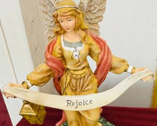 Hawthorne Village 2007 Thomas Kinkade Angel of rejoice/nativity scene