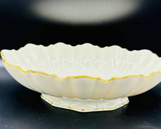 Elegant Lenox Gold Trim Symphony Pattern Scalloped Design Centerpiece Bowl