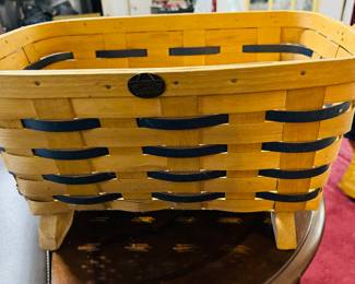 Peterboro Footed basket