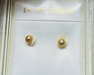14 K ball stud earrings
