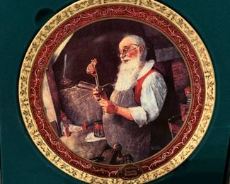 
Norman Rockwell Santa in his workshop Decorative plate