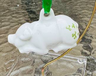 Royal Tara Shamrock Porcelain Pig From Ireland Piggy Hog Irish Luck Ornament
