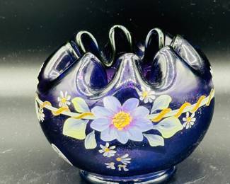Fenton Art Glass  Limited Edition Diamond Jubilee Collection Royal Purple Rose Bowl signed by Bill Fenton, HP sue Smith original Fenton paper sticker