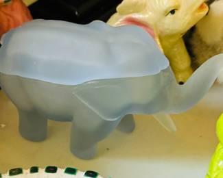 TIARA INDIANA GLASS ELEPHANT LIDDED DISH FROSTED SATIN BLUE FIGURE 