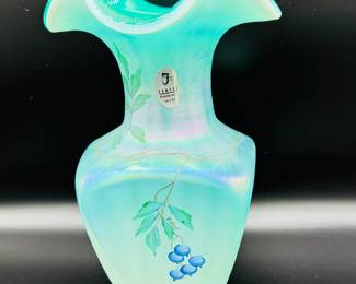 Fenton vintage new centuryXXI Collection opalescent square vase Signed Bill Fenton Paper sticker