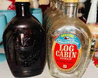 Vintage 1776 log cabin syrup, bicentennial flask /Bottle
Log Cabin Syrup Special Bicentennial Flask Vintage Bottle