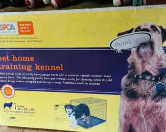 Pet training kennel
