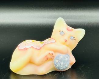 Fenton 2005 Burmese satin Rosalene  glass kitten with ball and blanket hand painted by P. FLEAK. Uranium glass