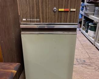 Lot 275 | Vintage Frigidaire Trash Compacter
