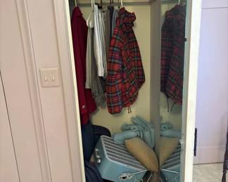 Lot 203 | Contents of Closet
