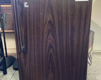Lot 362 | Kenmore Mini Fridge
