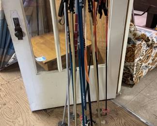 Lot 355 | Lot Of Cross Country Skis
