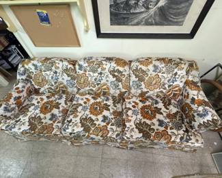 Lot 316 | Vintage Floral Couch 3 Seater Sofa
