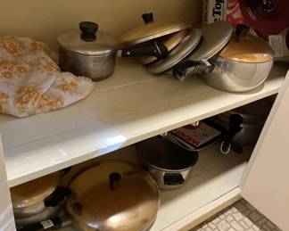 Lot 414 | Contents Of Cupboard
